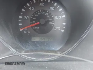 2003 Nissan Frontier SE z VIN 1N6ED29X03C442590, wystawiony jako IAAI lot #41556203 z przebiegiem 364 792 mil mil oraz . Historia ofert i sprzedaży dostępna na DreamBid. Obrazek 15.