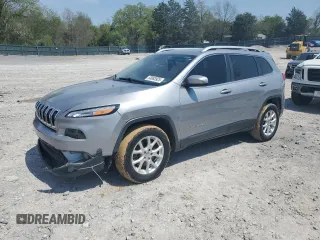 2016 Jeep Cherokee Latitude with VIN 1C4PJMCS5GW227966, listed as a Copart auction lot 53083925 with 153,519 mi miles and Clean Title. Bid and sale history available at carsss.com. Image 1.