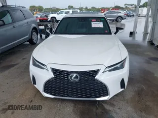 2021 Lexus IS 300 z VIN JTHCA1D2XM5112467, wystawiony jako IAAI lot #41944802 z przebiegiem 53 333 mil mil oraz . Historia ofert i sprzedaży dostępna na DreamBid. Obrazek 12.