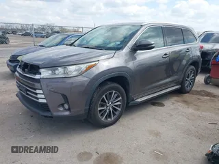 2018 Toyota Highlander SE with VIN 5TDKZRFH9JS544012, listed as a IAAI auction lot 41885296 with 144,500 mi miles and . Bid and sale history available at DreamBid. Image 18.