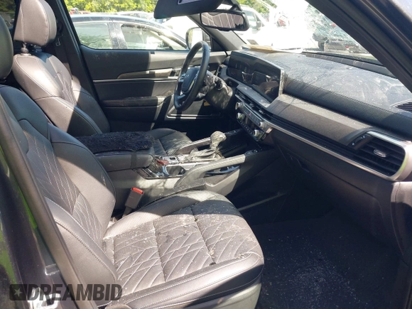 2024 Kia Telluride EX X-Line with VIN 5XYP3DGC9RG539740, listed as a IAAI auction lot 42330422 with 28,216 mi miles and . Bid and sale history available at DreamBid. Image 5.