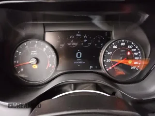 2017 Chevrolet Camaro 2SS z VIN 1G1FH1R74H0101619, wystawiony jako Copart lot #53637885 z przebiegiem 110 052 mil mil oraz Czysty tytuł • Clean title. Historia ofert i sprzedaży dostępna na DreamBid. Obrazek 9.