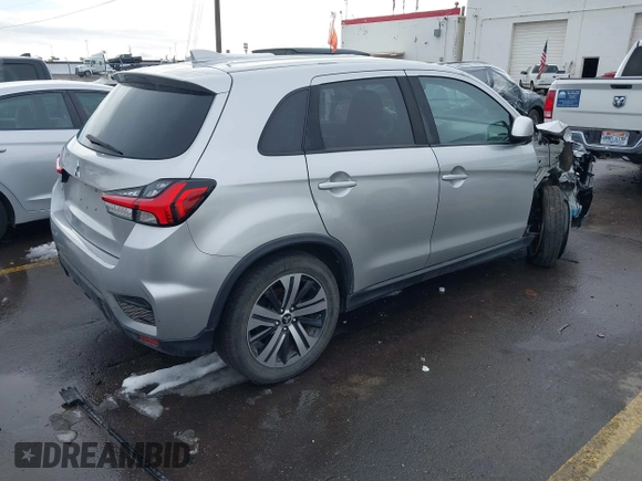 2020 Mitsubishi Outlander Sport ES 2.0 with VIN JA4AR3AU7LU024588, listed as a IAAI auction lot 41591589 with 117,495 mi miles. Bid and sale history available at carsss.com. Image 4.