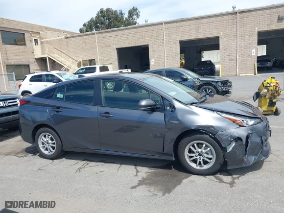 2020 Toyota Prius L Eco with VIN JTDKARFU5L3126040, listed as a IAAI auction lot 42025675 with 18,115 mi miles. Bid and sale history available at carsss.com. Image 13.