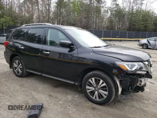 2018 Nissan Pathfinder S z VIN 5N1DR2MM6JC670681, wystawiony jako Copart lot #51574205 z przebiegiem 84 044 mil mil oraz Szkoda całkowita • Salvage title. Historia ofert i sprzedaży dostępna na DreamBid. Obrazek 4.
