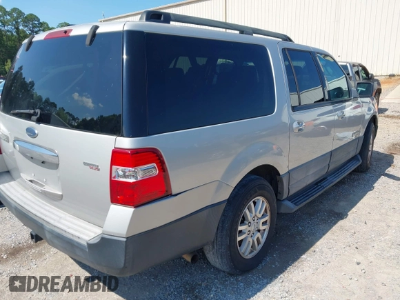2007 Ford Expedition Max XLT with VIN 1FMFK15517LA19272, listed as a IAAI auction lot 42666631 with 251,503 mi miles and . Bid and sale history available at DreamBid. Image 4.