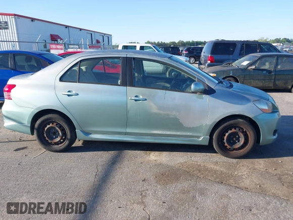 2007 Toyota Yaris with VIN JTDBT923371029654, listed as a IAAI auction lot 42142361 with 296,107 mi miles. Bid and sale history available at carsss.com. Image 15.