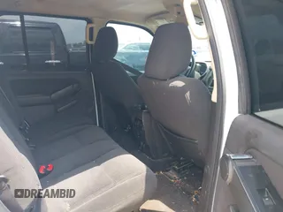 2010 Ford Explorer XLT with VIN 1FMEU6DE9AUB07735, listed as a IAAI auction lot 42107448 with 143,405 mi miles. Bid and sale history available at carsss.com. Image 8.