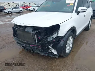 2020 Kia Telluride LX with VIN 5XYP24HC4LG017753, listed as a IAAI auction lot 41936146 with 125,797 mi miles and . Bid and sale history available at DreamBid. Image 6.