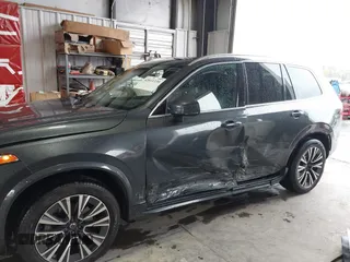 2021 Volvo XC90 Momentum z VIN YV4A22PK4M1711392, wystawiony jako IAAI lot #42011339 z przebiegiem 78 760 mil mil oraz . Historia ofert i sprzedaży dostępna na DreamBid. Obrazek 6.