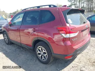 2023 Subaru Forester Premium with VIN JF2SKADC4PH421892, listed as a IAAI auction lot 41902302 with 28,242 mi miles. Bid and sale history available at carsss.com. Image 3.