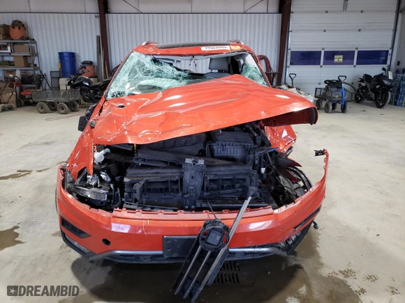 2019 Volkswagen Tiguan SE with VIN 3VV2B7AX5KM052040, listed as a Copart auction lot 49528605 with 88,536 mi miles and Salvage Title. Bid and sale history available at carsss.com. Image 5.