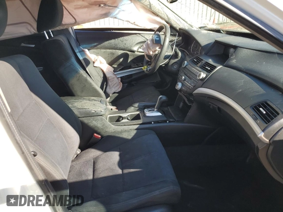 2013 Honda Crosstour EX z VIN 5J6TF3H35DL004796, wystawiony jako Copart lot #88873425 z przebiegiem 200 744 mil mil oraz Szkoda całkowita • Salvage title. Historia ofert i sprzedaży dostępna na DreamBid. Obrazek 7.