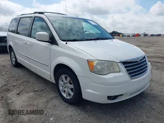 2010 Chrysler Town & Country Touring Plus with VIN 2A4RR8DX6AR320413, listed as a IAAI auction lot 41891566 with 184,935 mi miles. Bid and sale history available at carsss.com. Image 1.