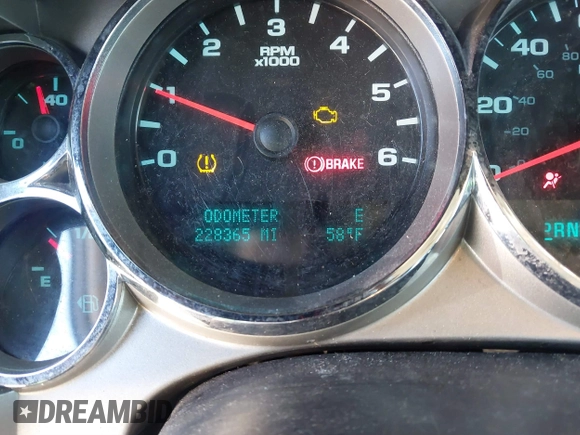 2013 Chevrolet Silverado 1500 LT with VIN 3GCPCSE06DG233909, listed as a IAAI auction lot 41601589 with 328,365 mi miles and . Bid and sale history available at DreamBid. Image 15.