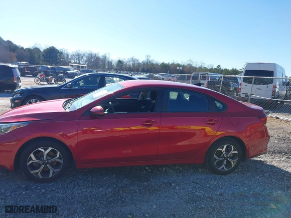 2019 Kia Forte LXS with VIN 3KPF24AD7KE058999, listed as a IAAI auction lot 41599213 with 113,551 mi miles. Bid and sale history available at carsss.com. Image 13.