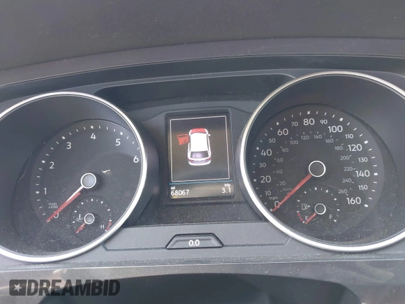 2020 Volkswagen Tiguan SE with VIN 3VV3B7AXXLM137641, listed as a IAAI auction lot 41830400 with 68,067 mi miles and . Bid and sale history available at DreamBid. Image 7.