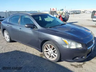 2011 Nissan Maxima 3.5 S with VIN 1N4AA5AP2BC827502, listed as a IAAI auction lot 41947811 with 215,138 mi miles. Bid and sale history available at carsss.com. Image 1.