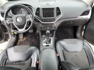 2017 Jeep Cherokee Trailhawk L Plus z VIN 1C4PJMBB6HW519113, wystawiony jako Copart lot #88548615 z przebiegiem 80 881 mil mil oraz Szkoda całkowita • Salvage title. Historia ofert i sprzedaży dostępna na DreamBid. Obrazek 8.