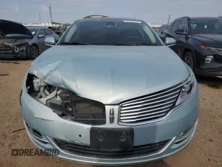 2013 Lincoln MKZ Hybrid z VIN 3LN6L2LU4DR812107, wystawiony jako Copart lot #53498315 z przebiegiem 82 901 mil mil oraz Szkoda całkowita • Salvage title. Historia ofert i sprzedaży dostępna na DreamBid. Obrazek 5.