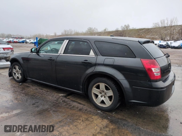 2005 Dodge Magnum SE z VIN 2D4FV48V55H529419, wystawiony jako Copart lot #53908645 z przebiegiem 176 793 mil mil oraz Szkoda całkowita • Salvage title. Historia ofert i sprzedaży dostępna na DreamBid. Obrazek 2.