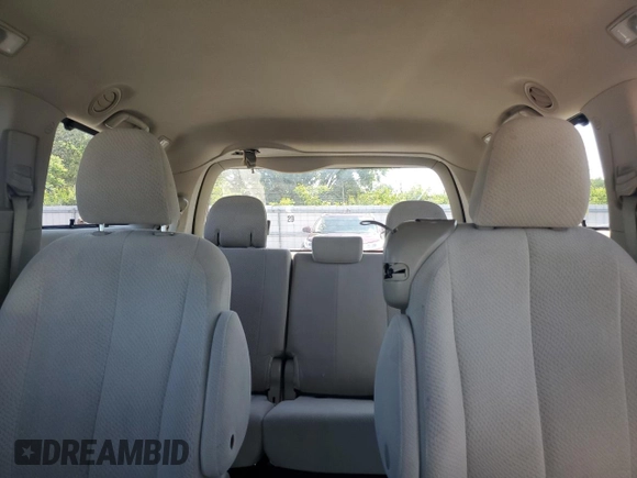2012 Toyota Sienna LE AAS с VIN 5TDKK3DC8CS223994, выставлен на аукционе Copart как лот 58837905 с пробегом 190 814 миль миль и Списание • Salvage title. История ставок и продаж доступна на DreamBid. Изображение 10.
