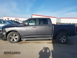 2016 Ram 1500 Sport z VIN 1C6RR7MT9GS151662, wystawiony jako IAAI lot #41824580 z przebiegiem 200 122 mil mil oraz . Historia ofert i sprzedaży dostępna na DreamBid. Obrazek 14.