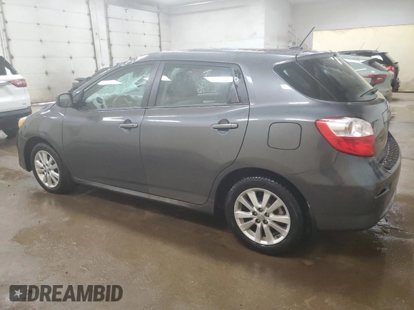 2011 Toyota Matrix z VIN 2T1KU4EE9BC680160, wystawiony jako Copart lot #50190875 z przebiegiem 115 747 mil mil oraz Czysty tytuł • Clean title. Historia ofert i sprzedaży dostępna na DreamBid. Obrazek 2.