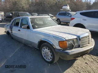 1988 Mercedes-Benz 420 with VIN WDBCA35D7JA373795, listed as a Copart auction lot 79029034 with 161,539 mi miles and Clean Title. Bid and sale history available at carsss.com. Image 4.