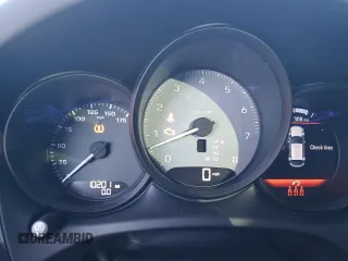 2024 Porsche Macan S с VIN WP1AG2A59RLB36143, выставлен на аукционе Copart как лот 49980065 с пробегом 10 201 миль миль и Списание • Salvage title. История ставок и продаж доступна на DreamBid. Изображение 9.