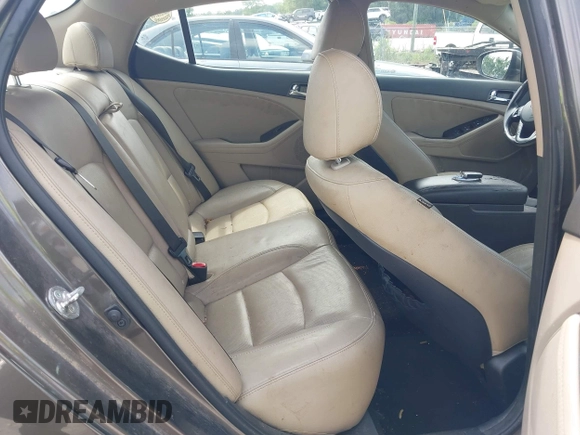 2013 Kia Optima EX z VIN 5XXGN4A77DG251606, wystawiony jako IAAI lot #42377401 z przebiegiem 135 067 mil mil oraz . Historia ofert i sprzedaży dostępna na DreamBid. Obrazek 8.