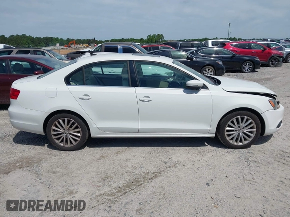 2013 Volkswagen Jetta TDI w/Premium/Nav с VIN 3VWLL7AJ2DM203802, выставлен на аукционе IAAI как лот 42311963 с пробегом 136 099 миль миль и . История ставок и продаж доступна на DreamBid. Изображение 14.