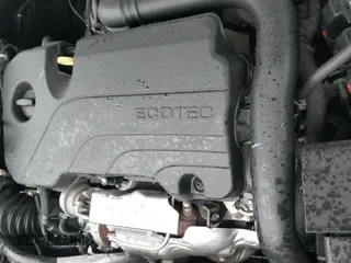 2023 Chevrolet Malibu LS с VIN 1G1ZB5ST8PF195948, выставлен на аукционе IAAI как лот 42116046 с пробегом 19 713 миль миль и . История ставок и продаж доступна на DreamBid. Изображение 19.