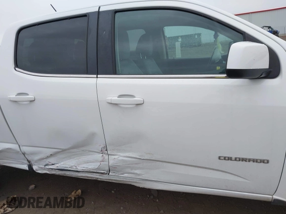 2016 Chevrolet Colorado 4WD LT z VIN 1GCGTCE34G1314152, wystawiony jako IAAI lot #42328625 z przebiegiem 129 517 mil mil oraz . Historia ofert i sprzedaży dostępna na DreamBid. Obrazek 14.