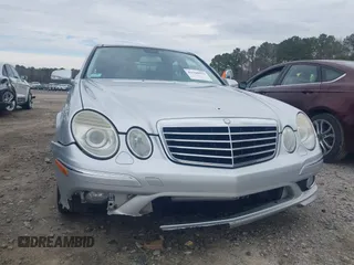 2009 Mercedes-Benz E-Class Luxury 3.5L with VIN WDBUF56X79B385039, listed as a IAAI auction lot 41760653 with 142,970 mi miles. Bid and sale history available at carsss.com. Image 6.