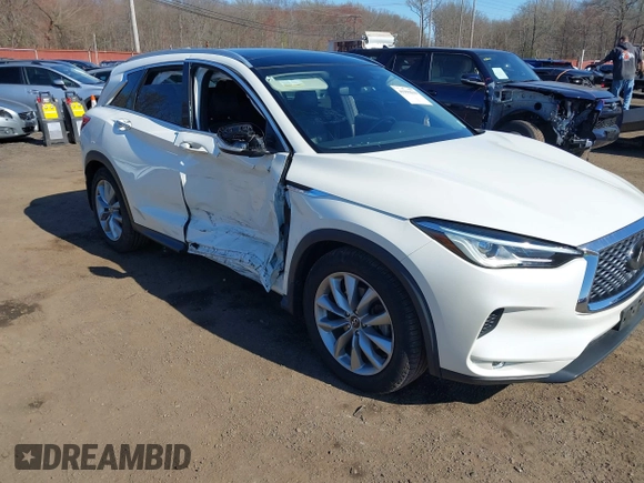 2020 Infiniti QX50 Luxe z VIN 3PCAJ5M33LF105608, wystawiony jako IAAI lot #41999630 z przebiegiem 44 245 mil mil oraz . Historia ofert i sprzedaży dostępna na DreamBid. Obrazek 17.
