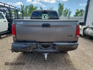2002 Ford F-250 XL z VIN 1FTNX21F32ED23500, wystawiony jako Copart lot #58226635 z przebiegiem Nie podano mil oraz Szkoda całkowita • Salvage title. Historia ofert i sprzedaży dostępna na DreamBid. Obrazek 6.
