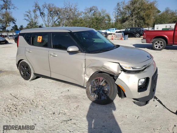 2020 Kia Soul EX with VIN KNDJ33AUXL7009721, listed as a Copart auction lot 47642975 with 51,861 mi miles and Salvage Title. Bid and sale history available at carsss.com. Image 4.