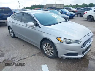 2014 Ford Fusion SE with VIN 1FA6P0HD9E5353415, listed as a IAAI auction lot 42134059 with 222,476 mi miles. Bid and sale history available at carsss.com. Image 1.