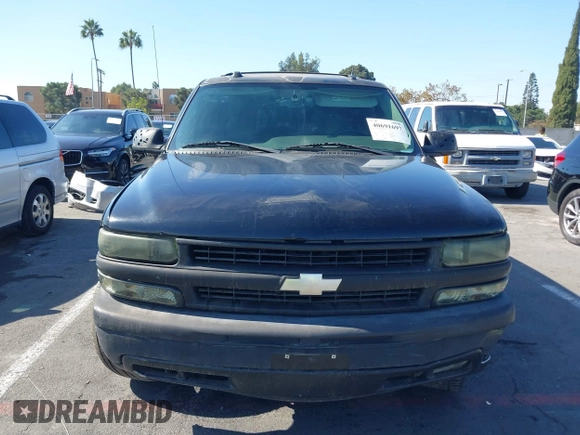 2004 Chevrolet Tahoe LS with VIN 1GNEC13T94J331286, listed as a IAAI auction lot 40691697 with 211,544 mi miles. Bid and sale history available at carsss.com. Image 12.