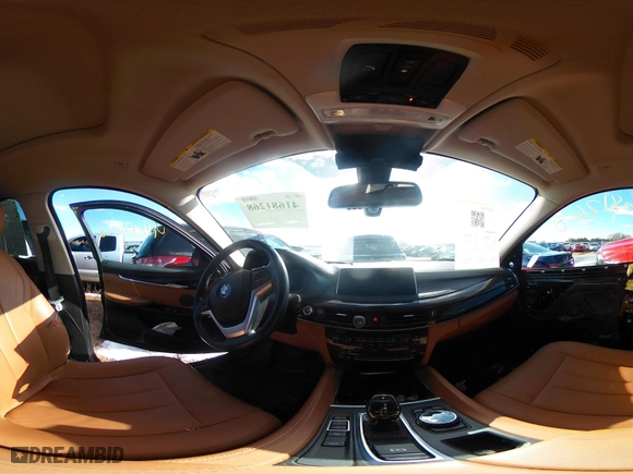 2015 BMW X6 xDrive35i with VIN 5UXKU2C50F0N77926, listed as a IAAI auction lot 41681268 with 136,118 mi miles. Bid and sale history available at carsss.com. Image 18.