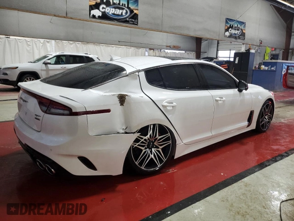 2022 Kia Stinger GT2 with VIN KNAE55LC8N6106126, listed as a Copart auction lot 42525165 with 49,829 mi miles and Salvage Title. Bid and sale history available at DreamBid. Image 3.
