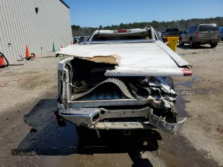 2005 Chevrolet Colorado LS ZQ8 z VIN 1GCCS196758219955, wystawiony jako Copart lot #49790725 z przebiegiem 219 086 mil mil oraz Nie do naprawy • Non repairable. Historia ofert i sprzedaży dostępna na DreamBid. Obrazek 6.