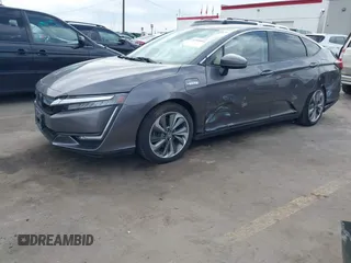 2019 Honda Clarity Plug-In Hybrid with VIN JHMZC5F18KC006818, listed as a IAAI auction lot 41905854 with 85,135 mi miles. Bid and sale history available at carsss.com. Image 17.
