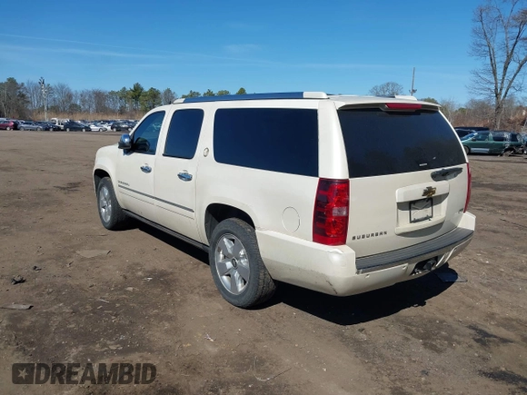 2010 Chevrolet Suburban LTZ with VIN 1GNUKKE32AR273522, listed as a IAAI auction lot 41820739 with 139,406 mi miles. Bid and sale history available at carsss.com. Image 3.