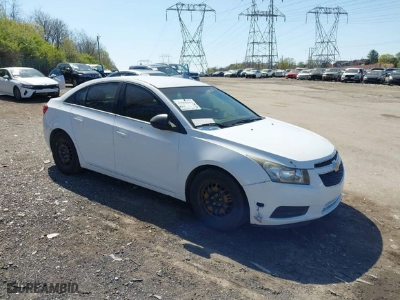 2012 Chevrolet Cruze LS with VIN 1G1PC5SH2C7240340, listed as a IAAI auction lot 42069654 with 122,410 mi miles. Bid and sale history available at carsss.com. Image 1.