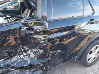 2022 Ford Police Interceptor Utility z VIN 1FM5K8AB8NGC43077, wystawiony jako IAAI lot #41484524 z przebiegiem 26 270 mil mil oraz . Historia ofert i sprzedaży dostępna na DreamBid. Obrazek 22.