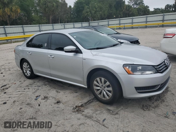 2015 Volkswagen Passat S with VIN 1VWAS7A32FC008542, listed as a Copart auction lot 52530915 with 109,330 mi miles and Salvage title. Bid and sale history available at DreamBid. Image 4.
