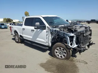 2024 Ford F-250 XL with VIN 1FT7W2BA8REE06252, listed as a Copart auction lot 51831265 with 4,425 mi miles and Salvage title. Bid and sale history available at DreamBid. Image 4.