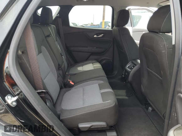 2024 Chevrolet Blazer LT z VIN 3GNKBCR47RS178236, wystawiony jako Copart lot #58335565 z przebiegiem 13 364 mil mil oraz Czysty tytuł • Clean title. Historia ofert i sprzedaży dostępna na DreamBid. Obrazek 11.